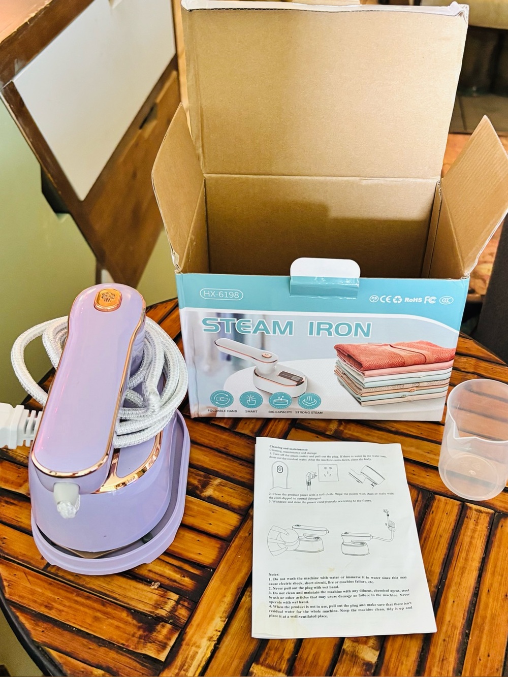 Portable Lavender Handheld Garment Steamer - Compact Steam Iron